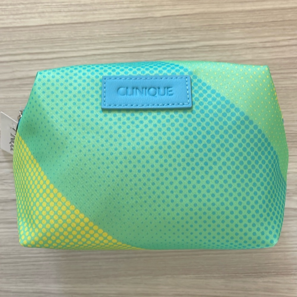 💄👛 2/$15 or 3/$20 Clinique Cosmetic Bag
